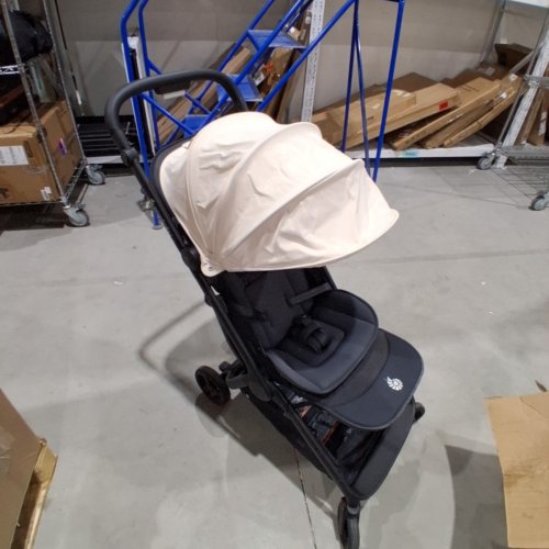 ERGOBABY METRO 3 COMPACT ALL IN ONE COMPACT LIGHTWEIGHT TRAVEL BABY STROLLER - NATURAL BEIGE (MODEL:METRO3NATBGE) image 2