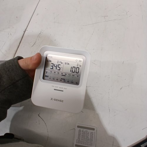 X-SENSE WIRELESS RADON DETECTOR WITH AUDIBLE AND VISUAL ALARM -WHITE (MODEL: XR0B-SR) image 2