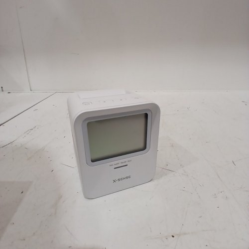 X-SENSE WIRELESS RADON DETECTOR WITH AUDIBLE AND VISUAL ALARM -WHITE (MODEL: XR0B-SR) image 3