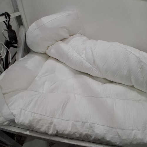 MEMORY FOAM MATTRESS TOPPER WITH 4 ANCHOR ELASTIC BANDS - 5" - FULL (54" X 75") - WHITE image 4