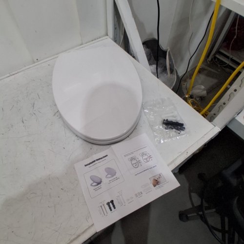 TOTO SOFTCLOSE ELONGATED TOILET SEAT - COTTON WHITE (MODEL: SS114#01) image 3
