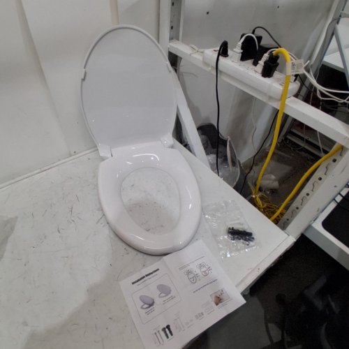 TOTO SOFTCLOSE ELONGATED TOILET SEAT - COTTON WHITE (MODEL: SS114#01) image 4