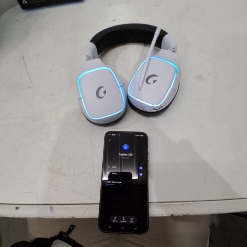 GTHEOS WIRELESS NOISE CANCELLING GAMING HEADSET - 2.4GHZ - WHITE (MODEL: CAPTAIN780) image 2