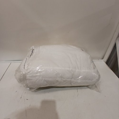 ROOM ESSENTIALS OVERFILLED PLUSH PILLOW - QUEEN - WHITE - (MODEL:PA-28761) image 4