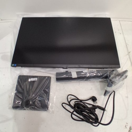 SAMSUNG 27" 4K VIEWFINITY S7 SERIES IPS LED MONITOR - 60HZ - 3840 X 2160 - 5 MS - HDR 10 - BLACK (MODEL: S27D702EAN) image 3