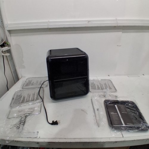 CHEFMAN 6-IN-1 DIGITAL AIR FRYER OVEN - 12QT CAPACITY - BLACK (MODEL: RJ38-RDO-V12-CA) image 4