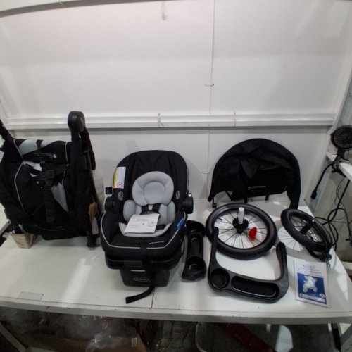 GRACO® FASTACTION™ JOGGER LX STROLLER IN DRIVE image 2