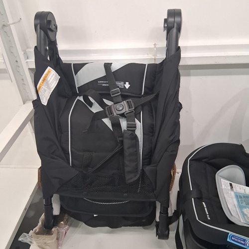 GRACO® FASTACTION™ JOGGER LX STROLLER IN DRIVE image 9