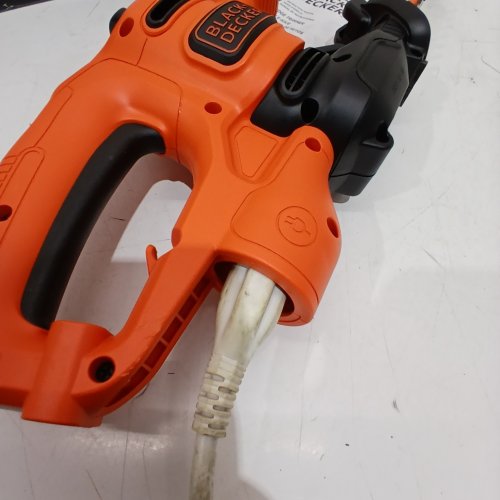 BLACK + DECKER ELECTRIC CORDED HEDGE TRIMMER WITH DUAL-ACTION BLADE, 17" (MODEL: BEHT150) image 2