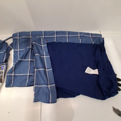 3PC TOMMY HILFIGER COMFORTER SET - QUEEN - BLUE/NAVY (MODEL: 1976201) image 4