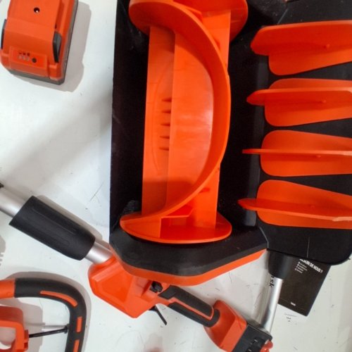 VOLTASK CORDLESS SNOW SHOVEL WITH 2 BATTERIES & DUAL QUICK CHARGER - 48V - 13.5" - ORANGE / BLACK (MODEL: CSS005-135) image 6