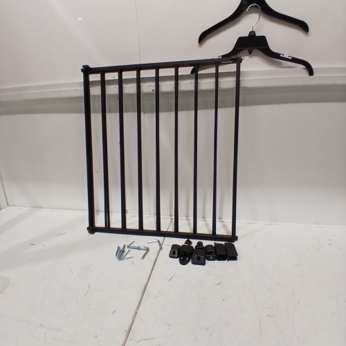 SAFETY 1ST TOP OF STAIRS EXPANDING METAL GATE - 28" X 27"- 42" - BLACK (MODEL: GA090CBLKF2) image 2