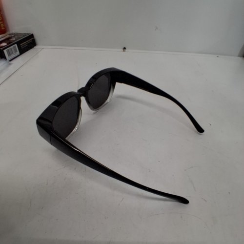 WOMENS RECTANGLE FRAME SUNGLASSES - BLACK image 4