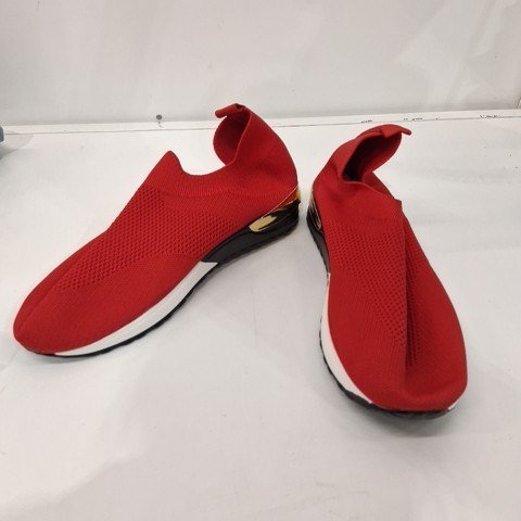 WOMEN'S CASUAL ATHLETIC FOOTWEAR - SIZE 7.5 - RED image 3