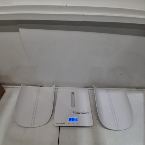 MOMMED MULTI FUNCTION BABY SCALE - 220LB MAX WEIGHT - WHITE image 4