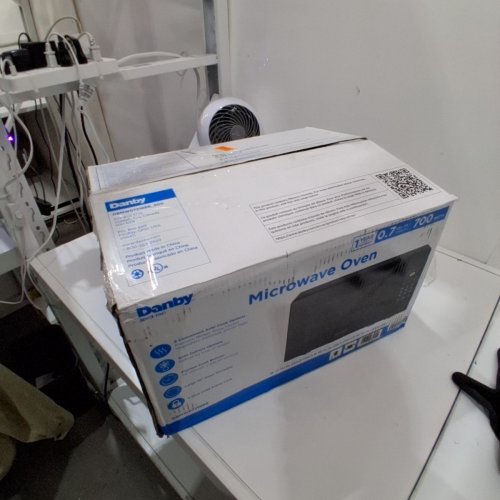 DANBY COUNTERTOP MICROWAVE - 0.7 CU.FT - BLACK - (MODEL: DBMW0721BBB) image 8