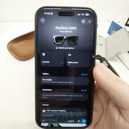 RAY-BAN META WAYFARER GEN 2 SMART GLASSES SIZE 53 - GLOSS BLACK WITH GRAPHITE GREEN TRANSITION LENSES (MODEL: RW4012) image 2