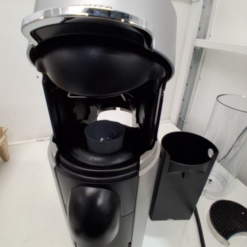 DE'LONGHI NESPRESSO VERTUOPLUS SINGLE SERVE COFFEE AND ESPRESSO MAKER WITH AUTOMATIC OPEN/CLOSE - SILVER (MODEL: ENV155S) image 5