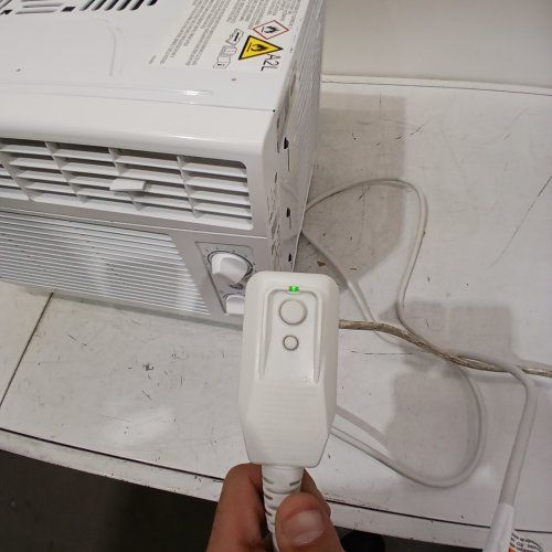 GENERAL ELECTRIC GE APPLIANCES MECHANICAL ROOM AIR CONDITIONER FOR SMALL ROOMS - 5000BTU - 150SQ. FT. (MODEL: AWAS05BWFC) image 2