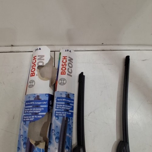 2PC BOSCH ICON DRIVER AND PASSENGER SIDE BEAM WIPER BLADES - 24A AND 18A - BLACK (MODEL: 24A18A/ICON) image 3