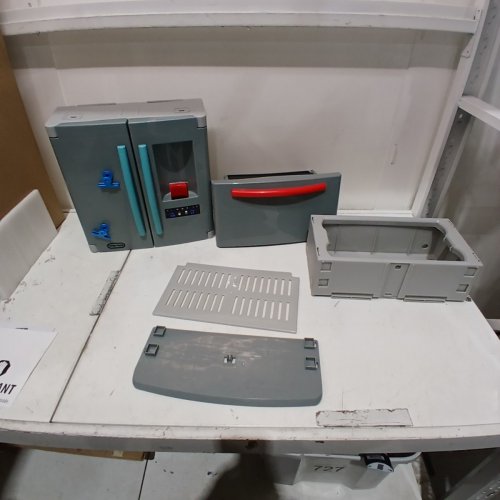 LITTLE TIKES FIRST FRIDGE WITH 10 ACCESSORIES (MODEL: 651427) image 2