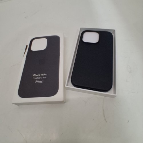 APPLE LEATHER CASE WITH MAGSAFE FOR IPHONE 14 PRO - MIDNIGHT (MODEL: A2908) image 4