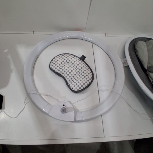MUNCHKIN BLUETOOTH ENABLED LIGHTWEIGHT BABY SWING WITH NATURAL SWAY IN 5 RANGES OF MOTION AND REMOTE - WHITE/GREY - (MODEL: 21330) image 3