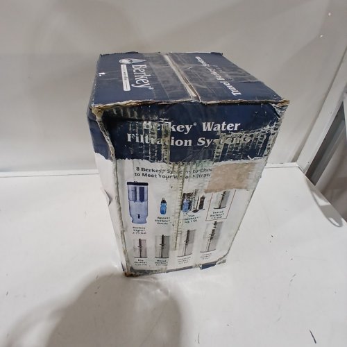 BERKEY TRAVEL WATER PURIFICATION SYSTEM WITH 2 BLACK ELEMENTS -STAINLESS STEEL - (MODEL:BT2X2-BB) image 4