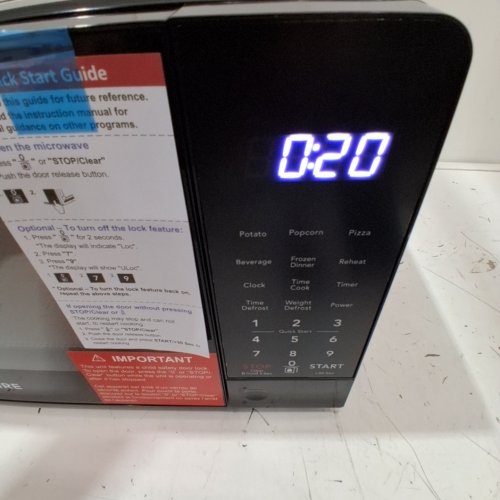 FRIGIDAIRE READYCOOK COUNTERTOP MICROWAVE OVEN - 0.7CU FT, 700W - BLACK (MODEL: EMW733-BLACK) image 2