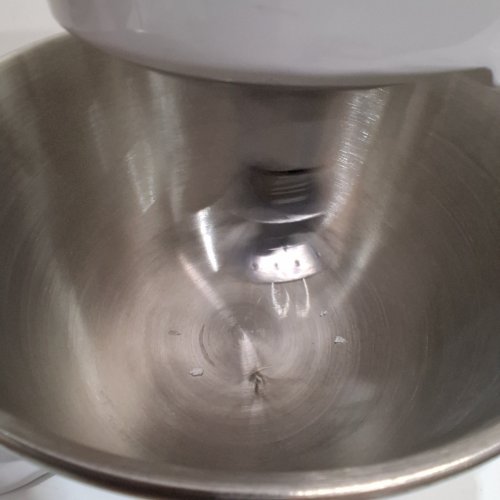 CUISINART PRECISION MASTER TILT-HEAD STAND MIXER WITH SPLASH GUARD & ATTACHMENTS - 5.5QT. BOWL - WHITE (MODEL: SM-50C) image 2