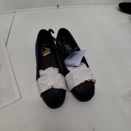 WOMAN'S AEROSOLES BORGIO LOAFER - 6 - BLACK image 2