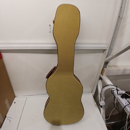 CROSSROCK HARD-SHELL WOOD CASE FOR TELECASTER AND STRATOCASTER STYLE ELECTRIC GUITARS WITH REMOVABLE SHOULDER STRAPS - TWEED (MODEL: CRW700STTW) image 3