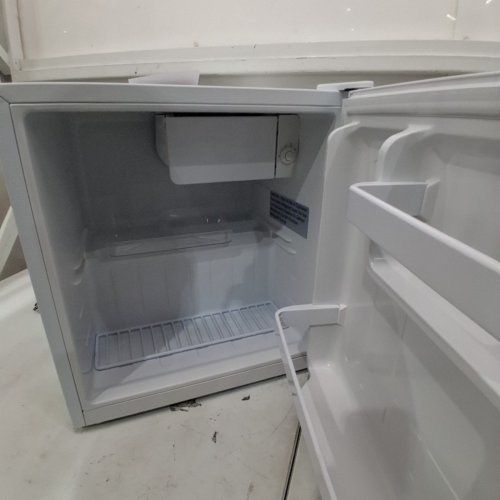KOOLATRON KOOL COMPACT MINI FRIDGE WITH REMOVABLE SHELF - 1.6CU.FT - WHITE (MODEL: KBC46-W) image 5