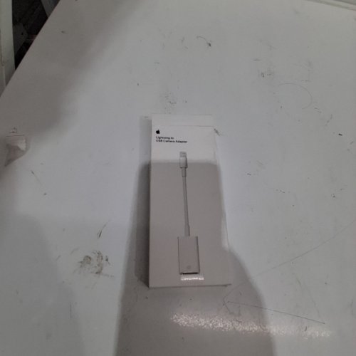 APPLE LIGHTNING TO USB CAMERA ADAPTER - WHITEAPPLE LIGHTNING TO USB CAMERA ADAPTER - WHITE image 3