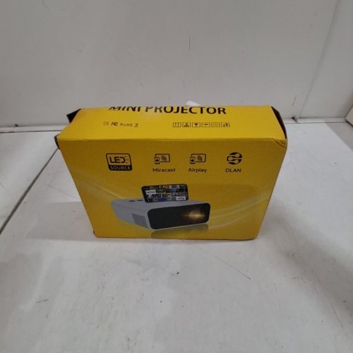 PORTABLE LED MINI PROJECTOR WITH REMOTE - 1080P - WHITE/BLACK image 4