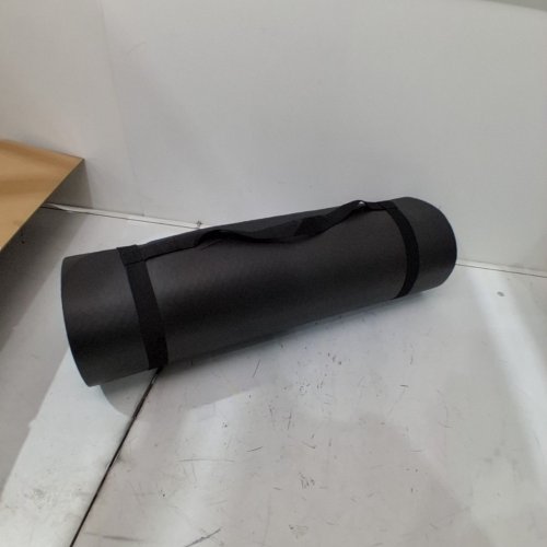 AMAZON BASIC YOGA MAT - BLACK image 2
