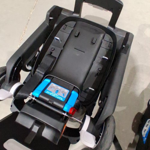 EVENFLO SHYFT DUALRIDE INFANT CAR SEAT AND STROLLER COMBO - BLACK (MODEL: CS150112310C) image 6