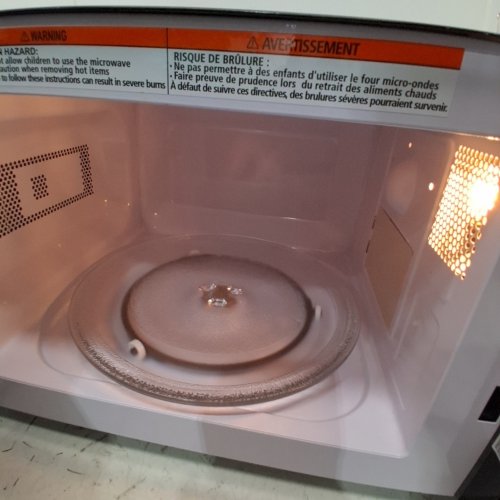 DANBY COUNTERTOP MICROWAVE - 700W - 0.7CU.FT - BLACK (MODEL: DBMW0721BBB) image 6