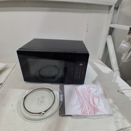 DANBY COUNTERTOP MICROWAVE - 700W - 0.7CU.FT - BLACK (MODEL: DBMW0721BBB) image 7