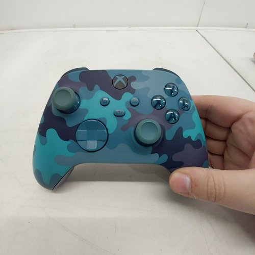 XBOX WIRELESS CONTROLLER - FOR XBOX SERIES X|S, XBOX ONE, AND WINDOWS 10 DEVICES - MINERAL CAMO (MODEL: QAU-00073) image 2