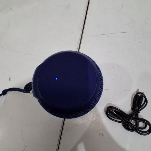 NOTABRICK BLUETOOTH SPEAKER WITH STEREO BASS - 15 HOUR LISTENING TIME - 15W 4.5" X 3.5" - BLUE (MODEL: KI) image 2