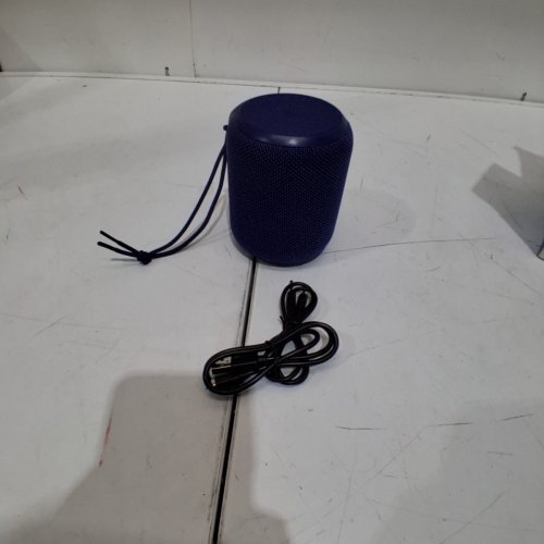 NOTABRICK BLUETOOTH SPEAKER WITH STEREO BASS - 15 HOUR LISTENING TIME - 15W 4.5" X 3.5" - BLUE (MODEL: KI) image 3