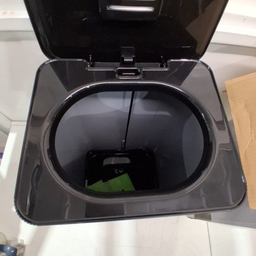 COMPOST GENIE KITCHEN COMPOST BIN, INCLUDES 8 TEAR-OFF COMPOSTABLE BAGS - 3.6GAL - BLACK STAINLESS STEEL image 3