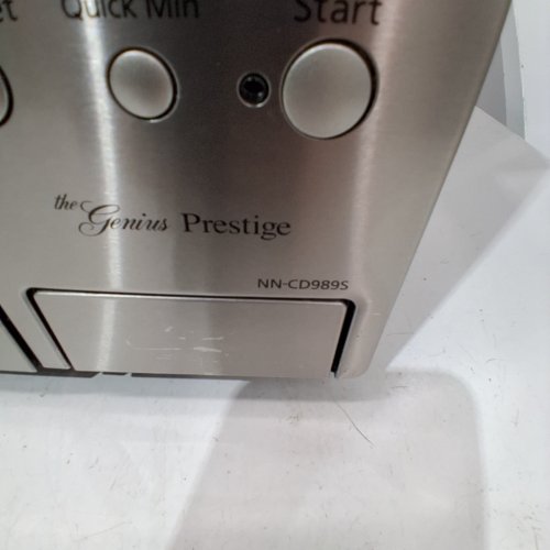 PANASONIC MICROWAVE OVEN - 2.2 CU. FT - STAINLESS STEEL - (MODEL: NN-SD965S) image 3