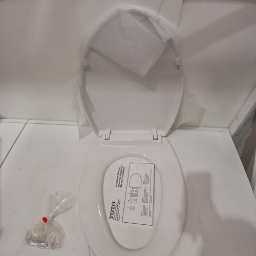 TOTO TRANSITIONAL SOFTCLOSE ELONGATED TOILET SEAT - 19" - WHITE image 2