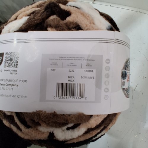 LIONBRAND COVER STORY YARN - 300G - MICA image 2
