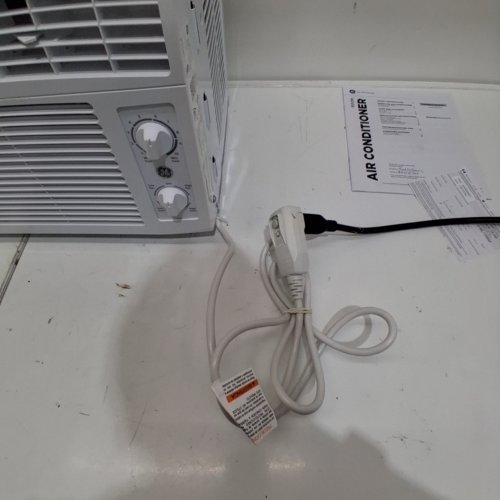 GE APPLIANCES MECHANICAL ROOM AIR CONDITIONER FOR SMALL ROOMS - 5000BTU - 150SQ. FT. (MODEL: AWAS05BWFC) image 2