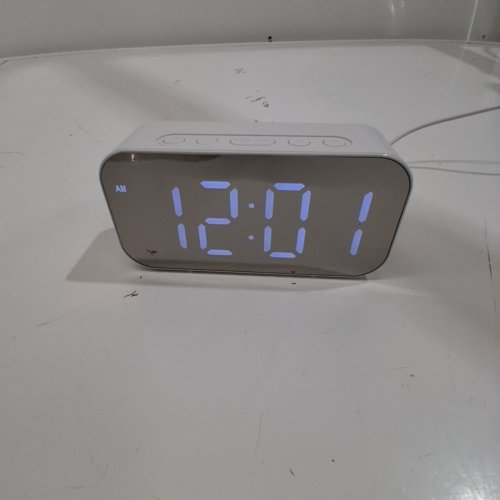 LED MIRROR DIGITAL ALARM CLOCK WITH TEMPERATURE AND SNOOZE - WHITE image 2
