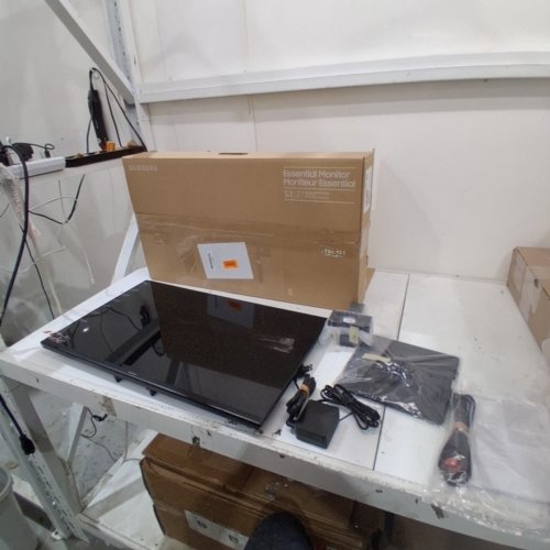 SAMSUNG S3 27" FHD MONITOR WITH IPS PANEL - 120HZ - BLACK (MODEL: S27F320GAN) image 6