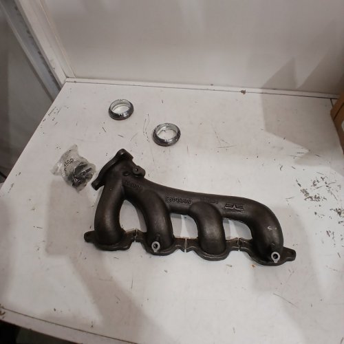 DORMAN DRIVER SIDE EXHAUST MANIFOLD FOR SELECT CADILLAC/CHEVROLET/GMC VEHICLES - BLACK - (MODEL: 674-495) image 2